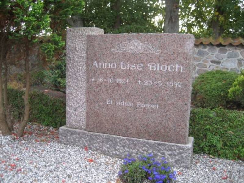 Anna Lise Bloch.jpg